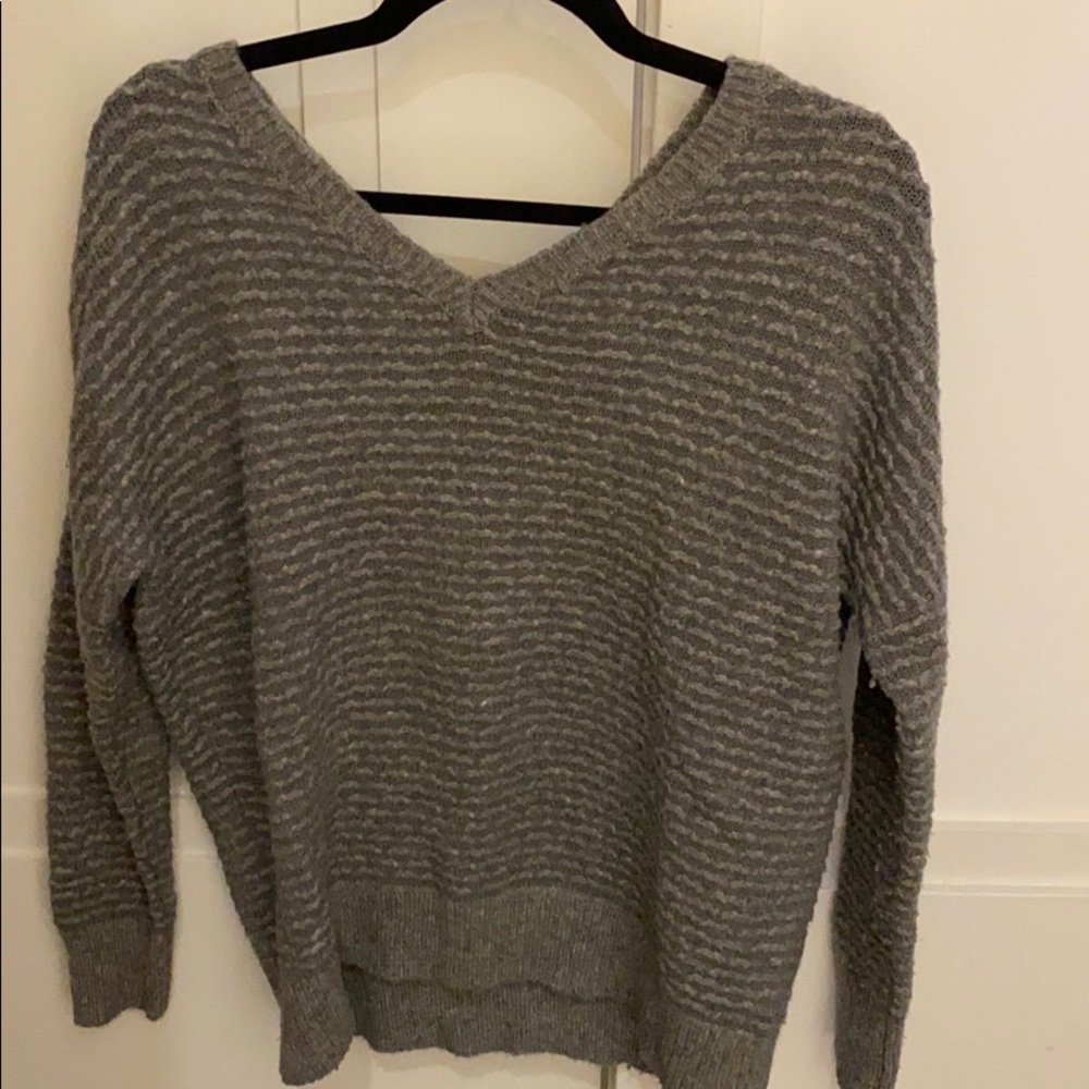 Grey Wool Vince sweater v neck